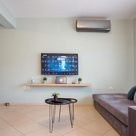 Joy Cozy Apartment Nea Iraklitsa Exteriör bild