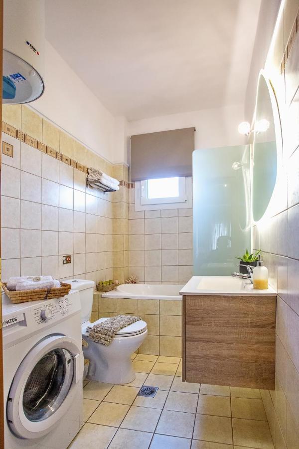 Joy Cozy Apartment Nea Iraklitsa Exteriör bild